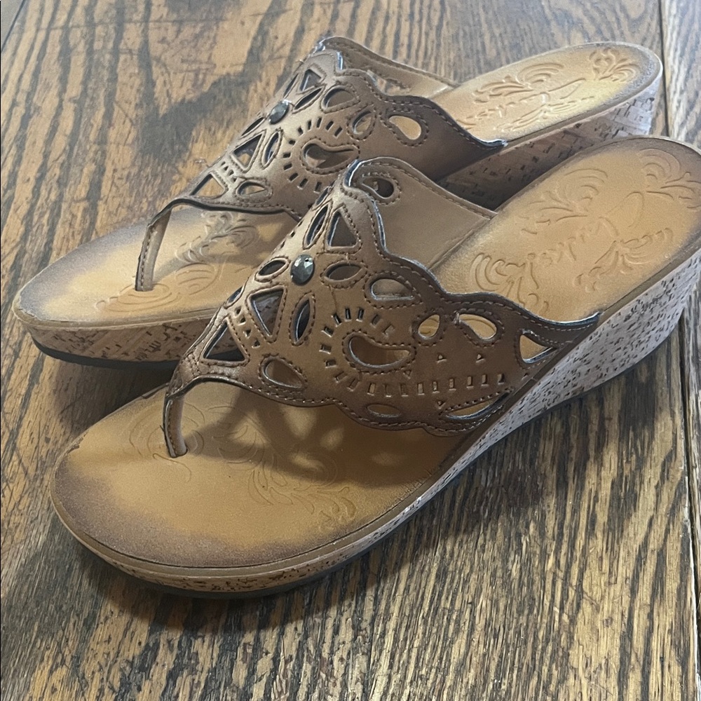 Clarks Women's Brown Wedge Sandals